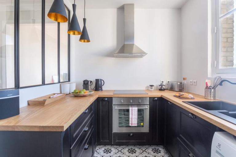 Guestready - Designer - Eiffel Tower View! Apartment Paris