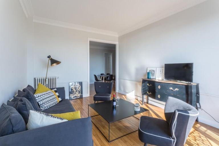 Guestready - Designer - Eiffel Tower View! *