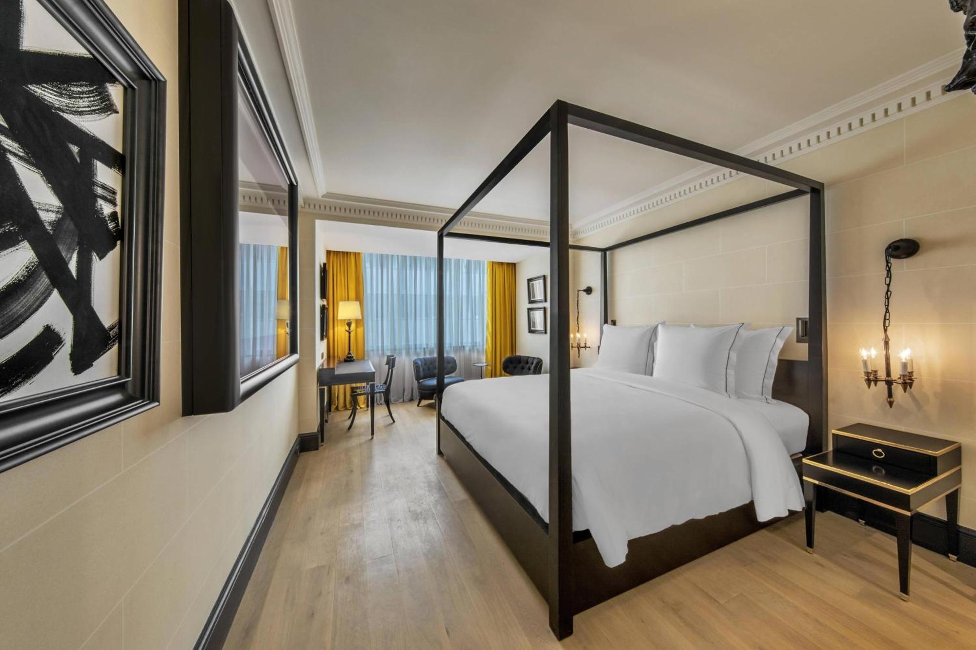 De Berri Champs-elysees, A Luxury Collection
