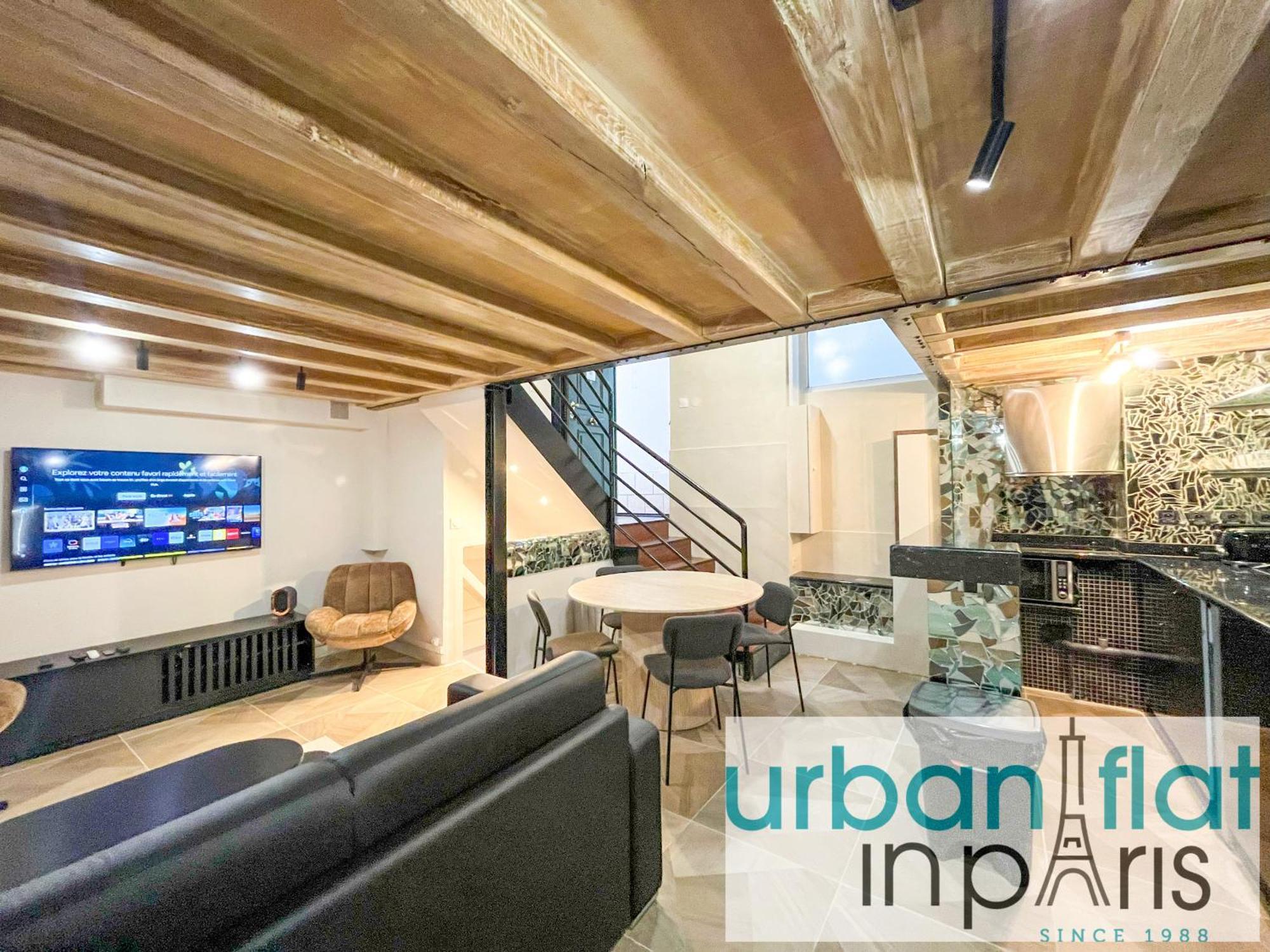 Apartment 09 - Stylish Duplex Champs-elysees Paris