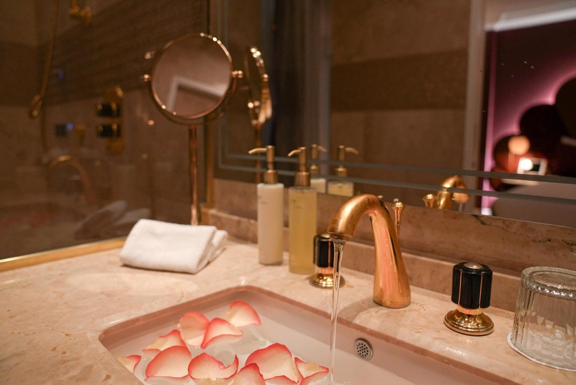Hotel J'adore & (adults Only) Paris