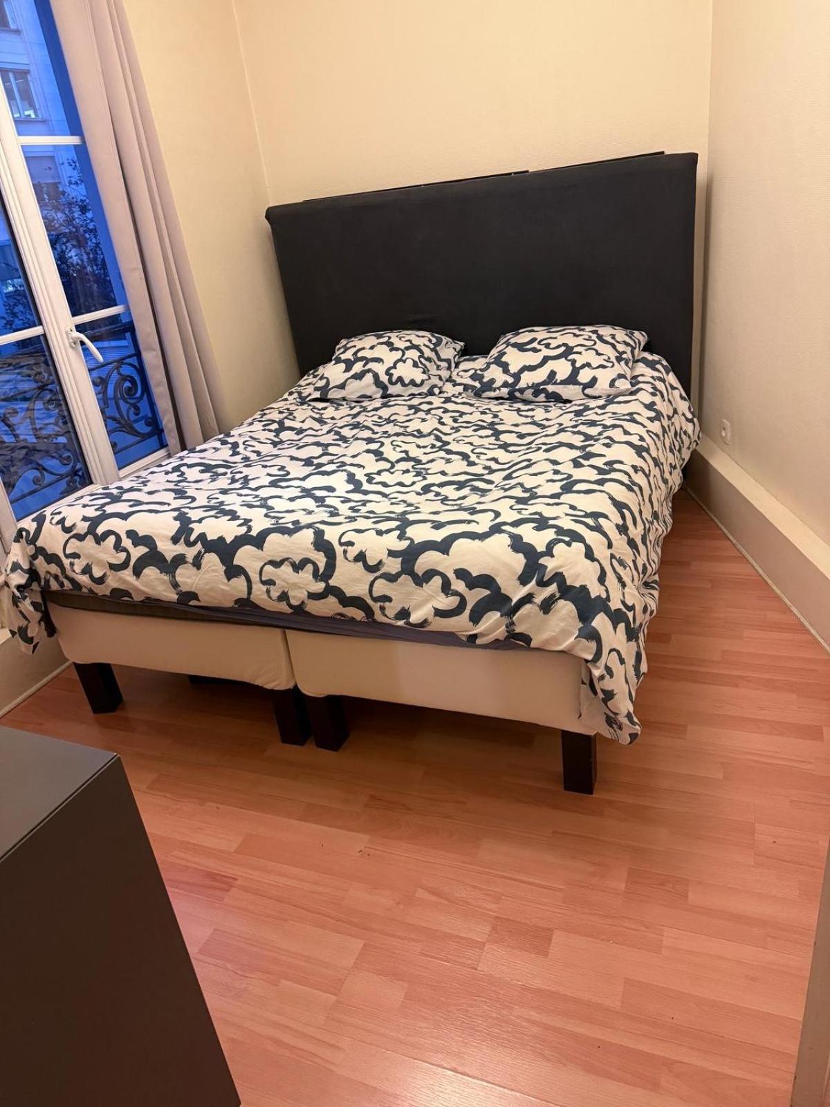 Amazing 1 Bedroom, 30sec From Arc De Triomphe Apartment Paris