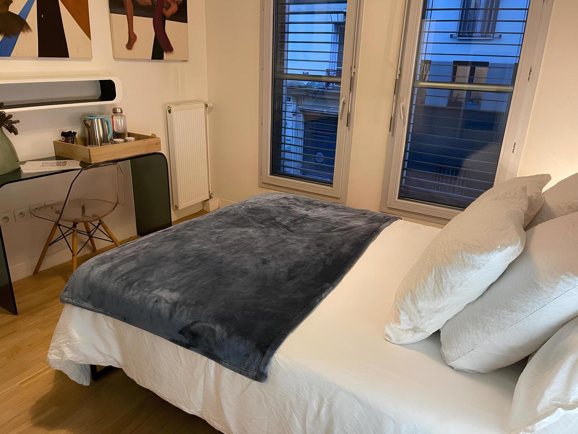 2 Pers Proche Montmartre * Paris
