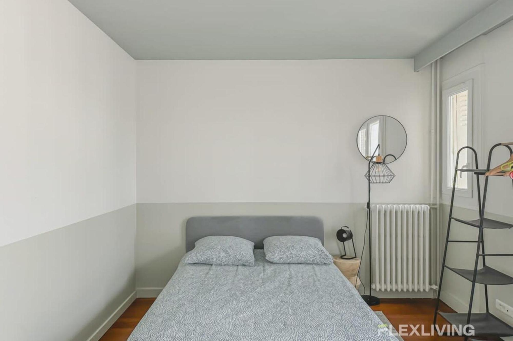 Flexliving - Whole Flat - Losserand Apartment