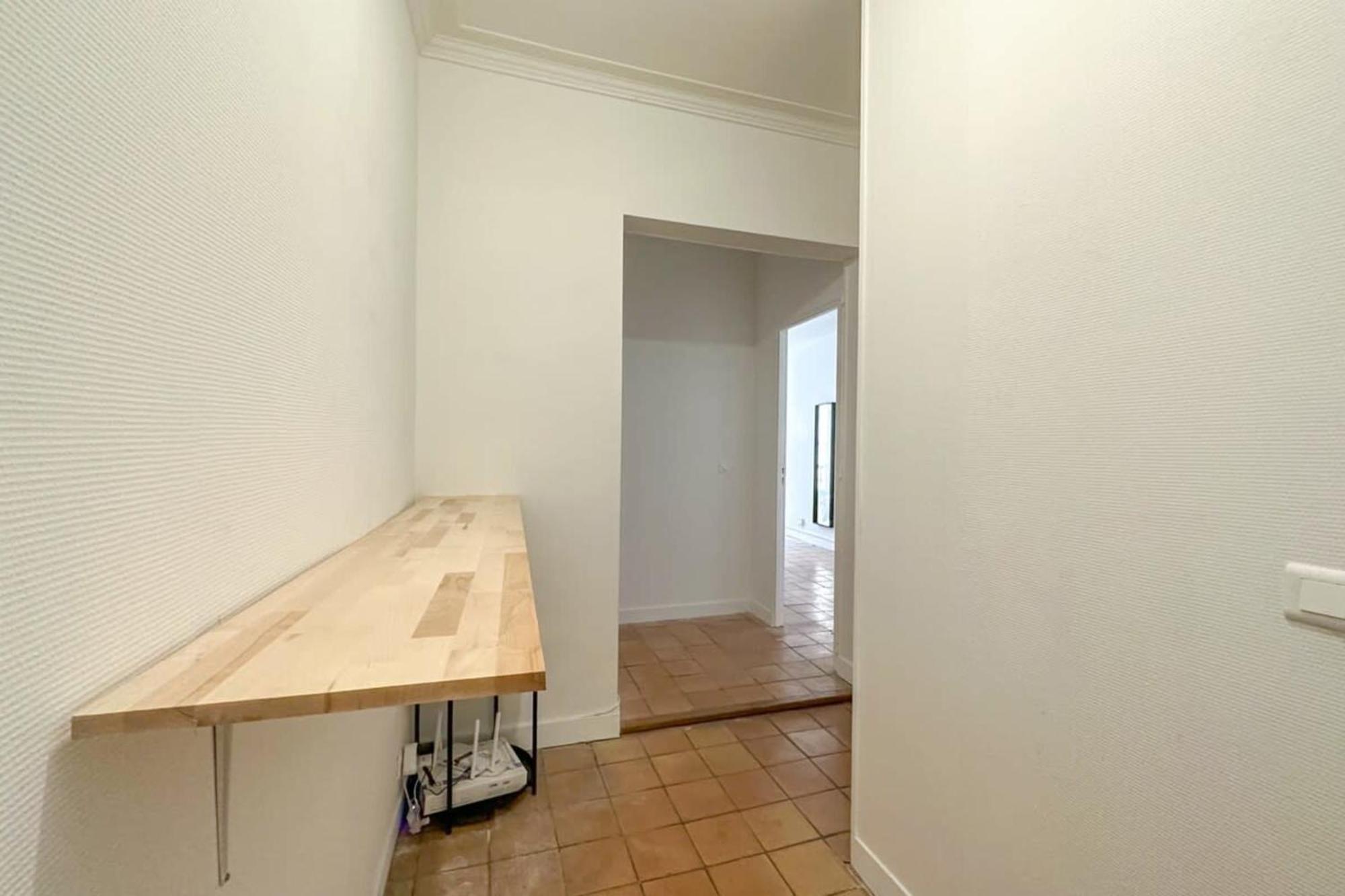 Flexliving - Whole Flat - Echiquier Apartment