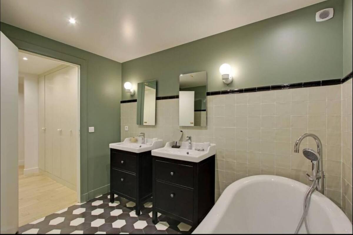 Apartment Superbe Aux Halles I Paris