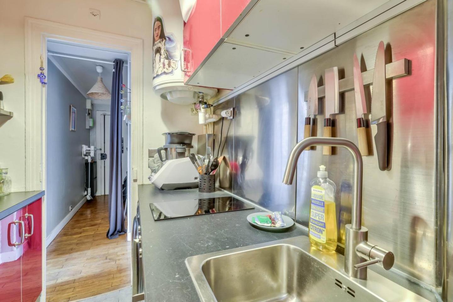 Lovely 1br Flat Near Voltaire Metro Station