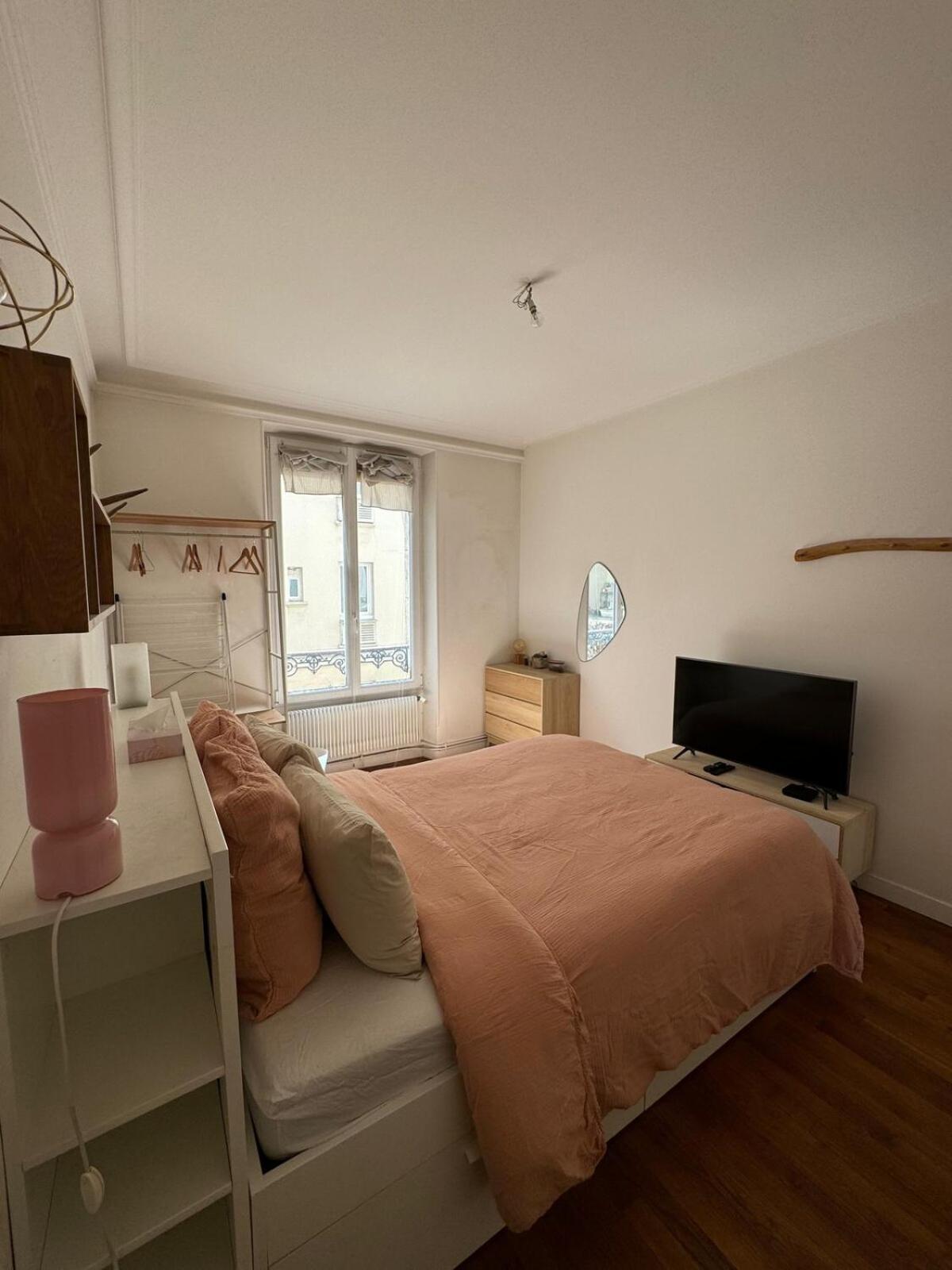Situe En Plein Coeur De Apartment Paris