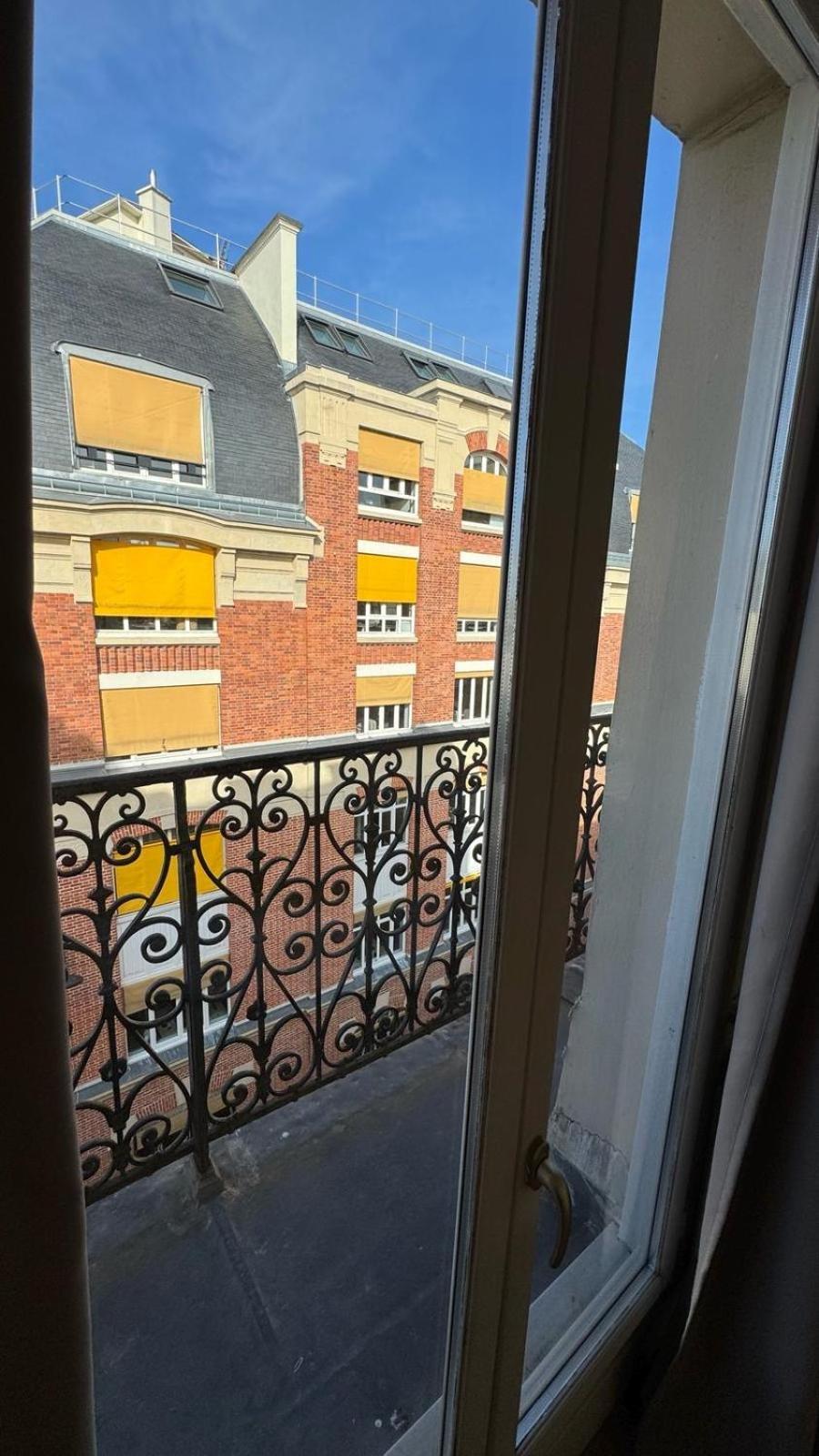 Apparemment A Appartement *