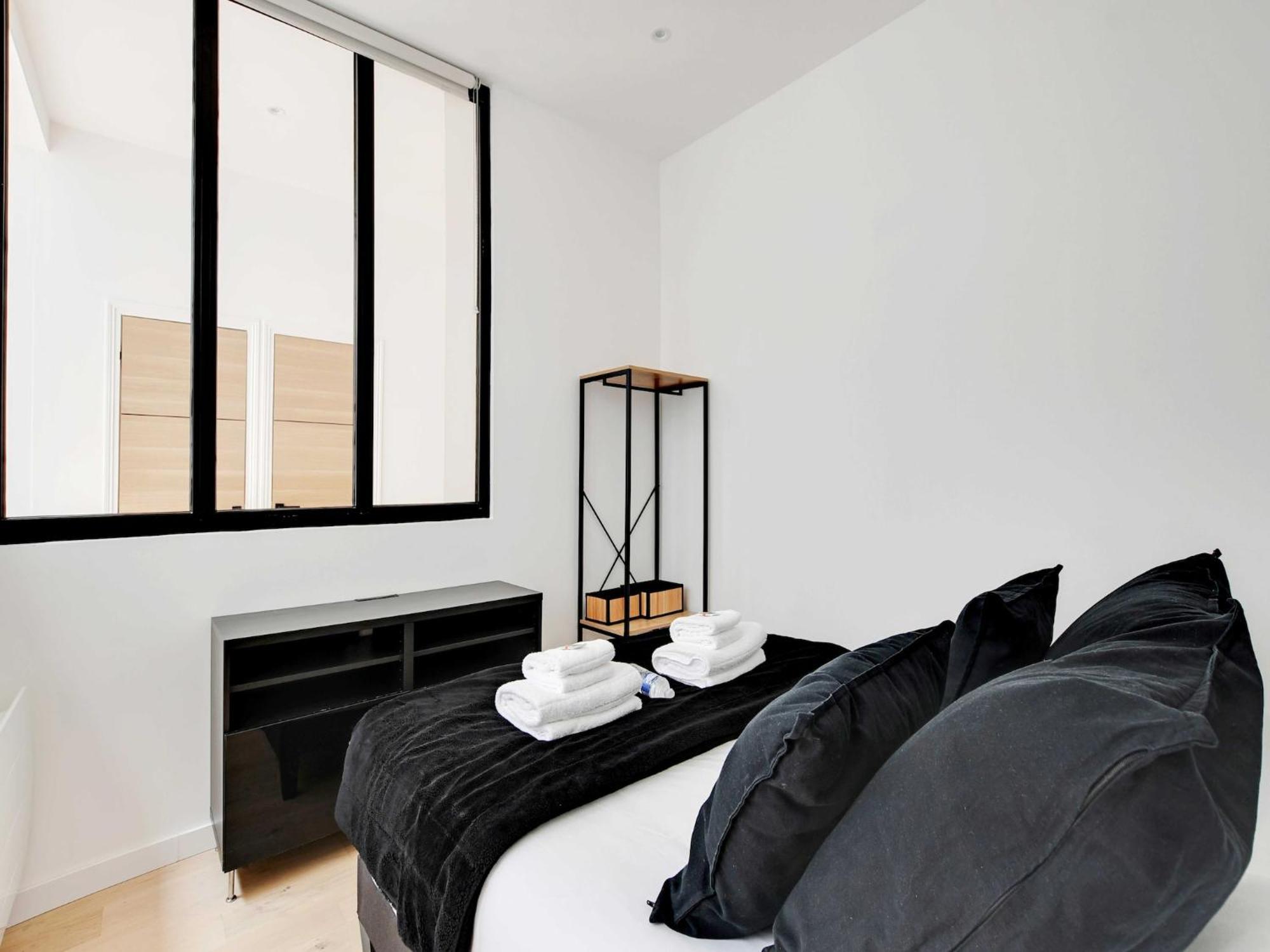 Apartment Authentique - 1br- 2p- Voltaire Paris