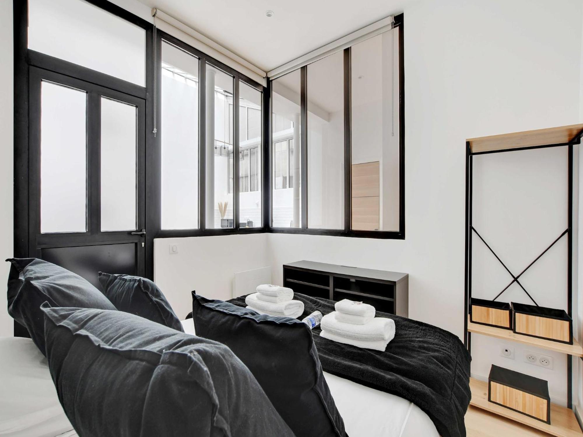 Authentique - 1br- 2p- Voltaire * Paris