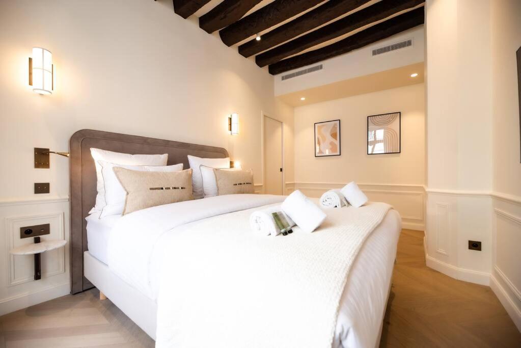 Apartment Luxury One Bedroom Flat Near Le Louvre I Paris
