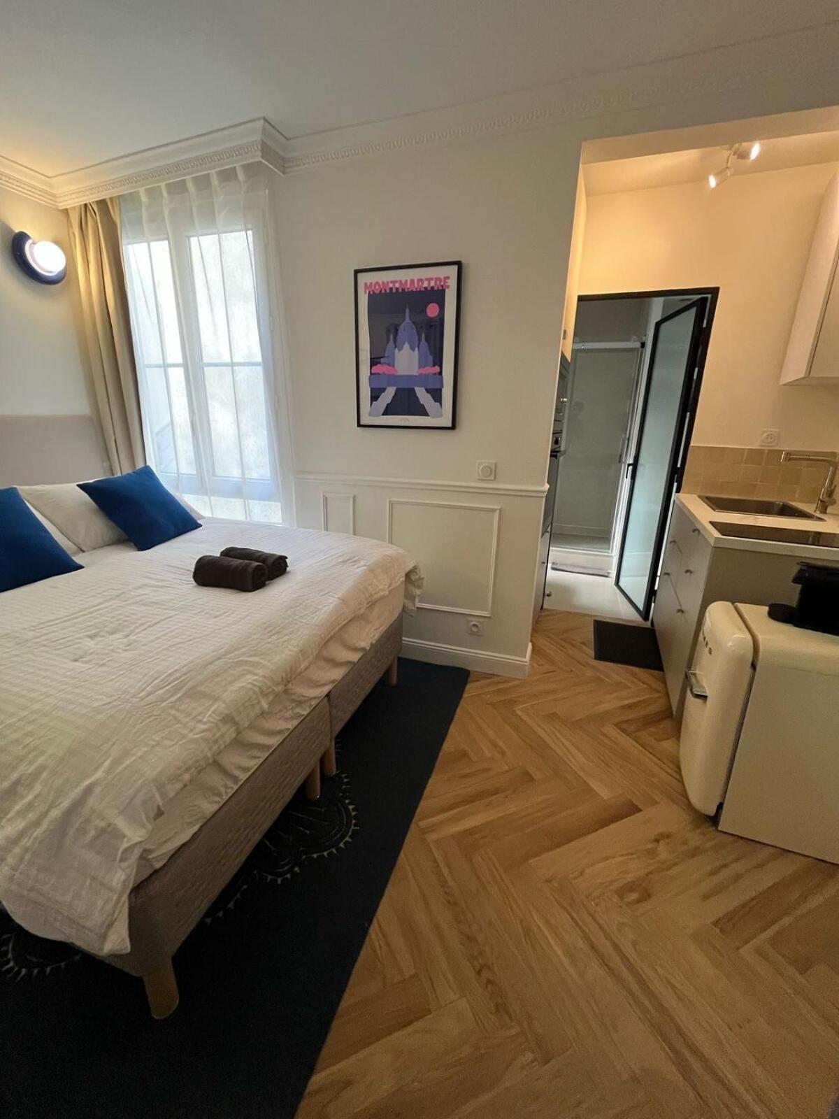 Apartment Flat In Heart Of Paris