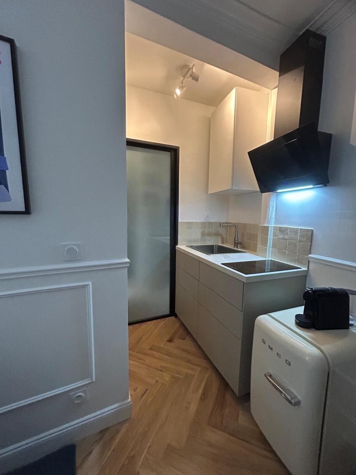 Flat In Heart Of * Paris