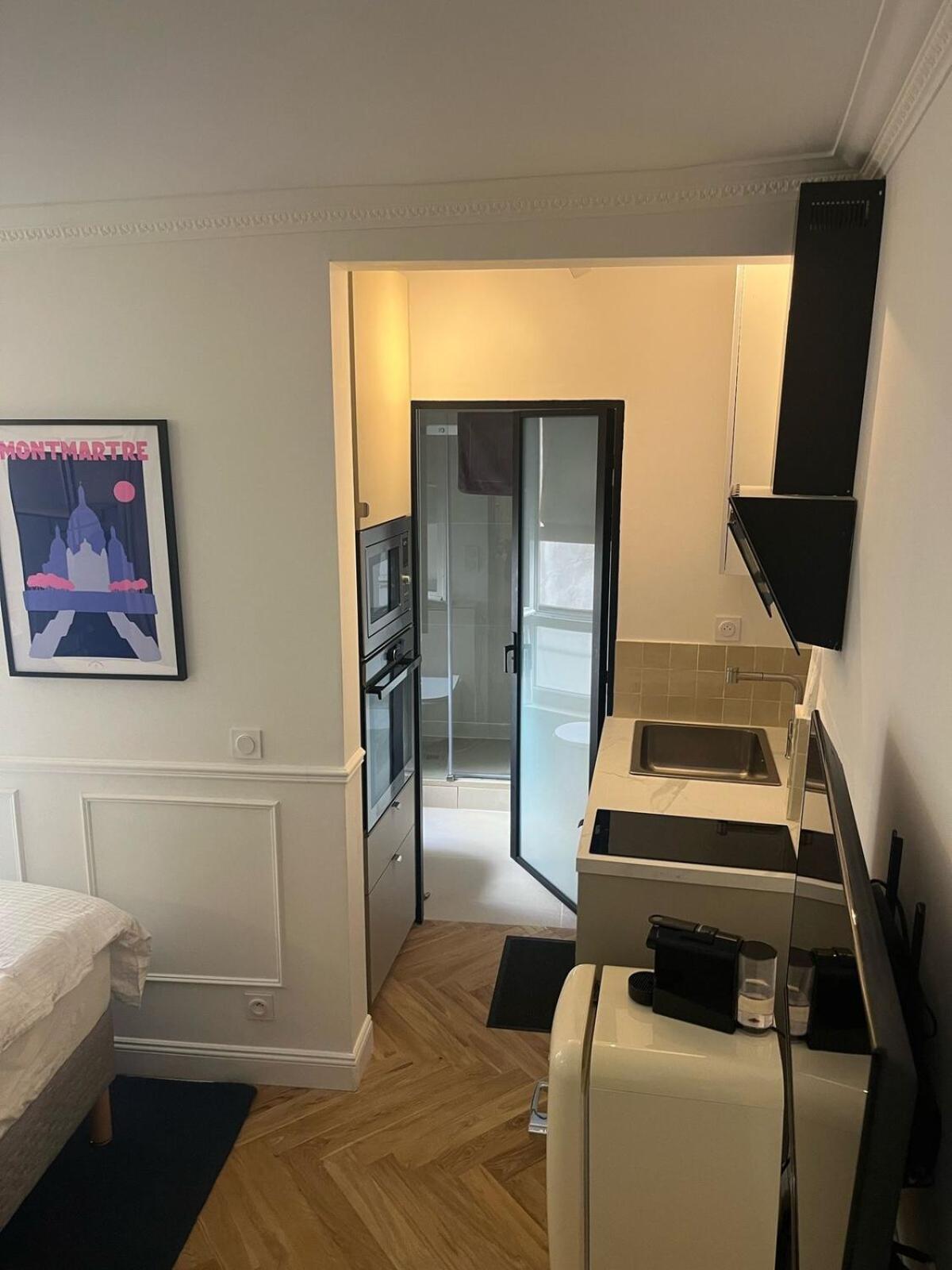 Flat In Heart Of Apartment Paris