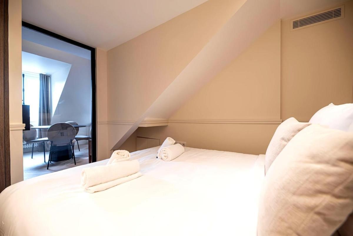 Apartment Enjoy Parisian Life In An Elegant Flat - Le Marais Paris