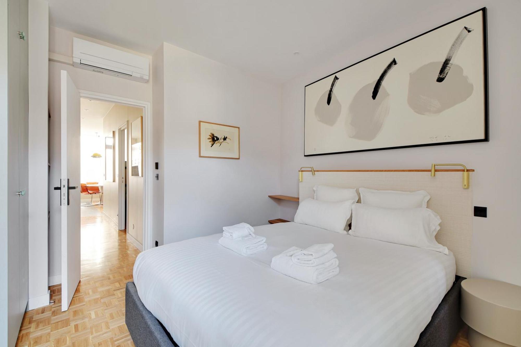 Pick A Flat's In Monmartre - Rue Etex * Paris