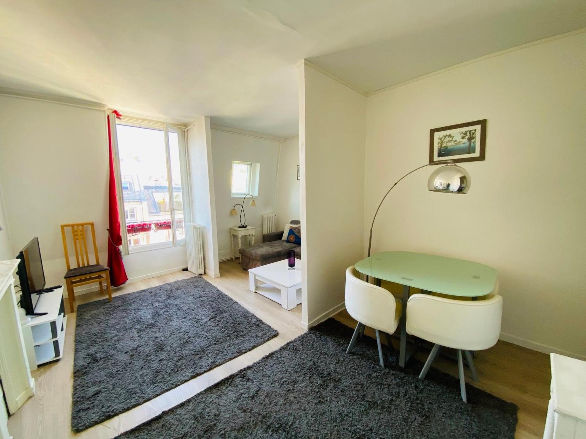 Colisee Champs Elysees Apartment