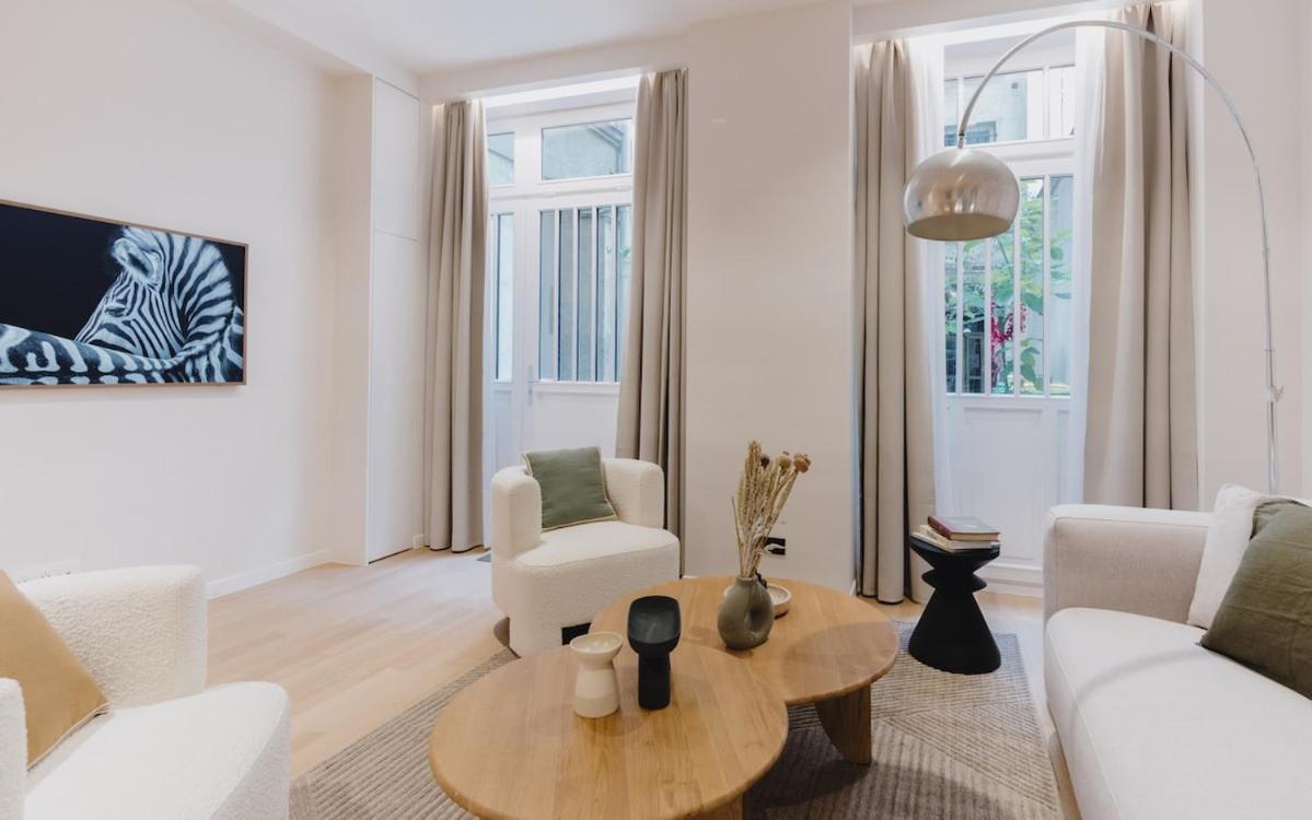 Large And Calm 2br With Ac & Patio Apartment *