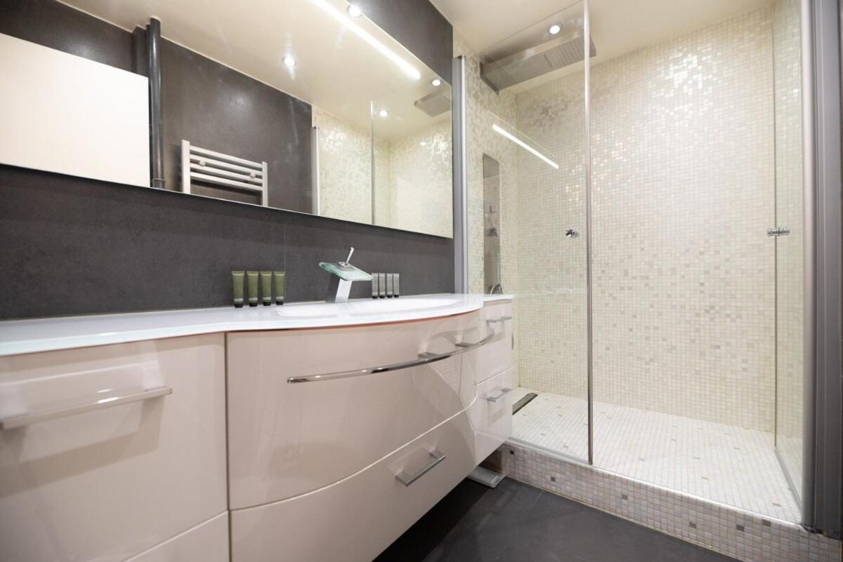 Apartment Spacious 3br Canal Saint Martin