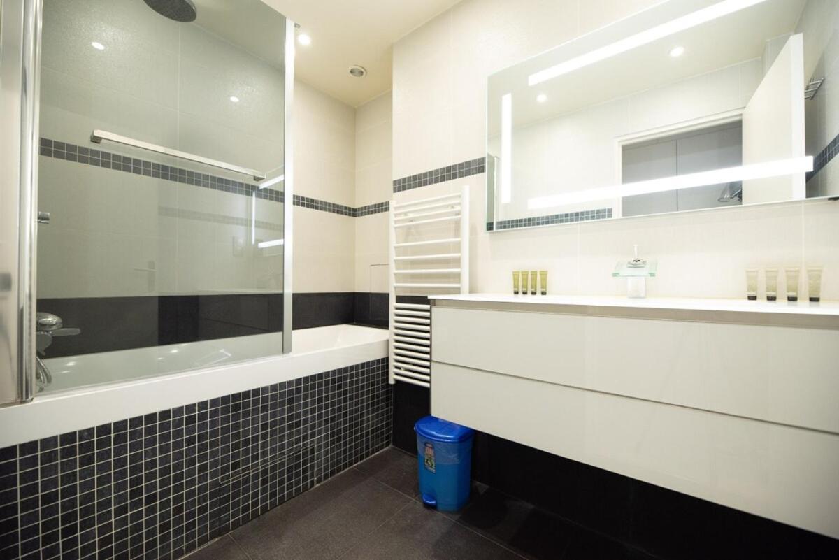 Spacious 3br Canal Saint Martin * Paris