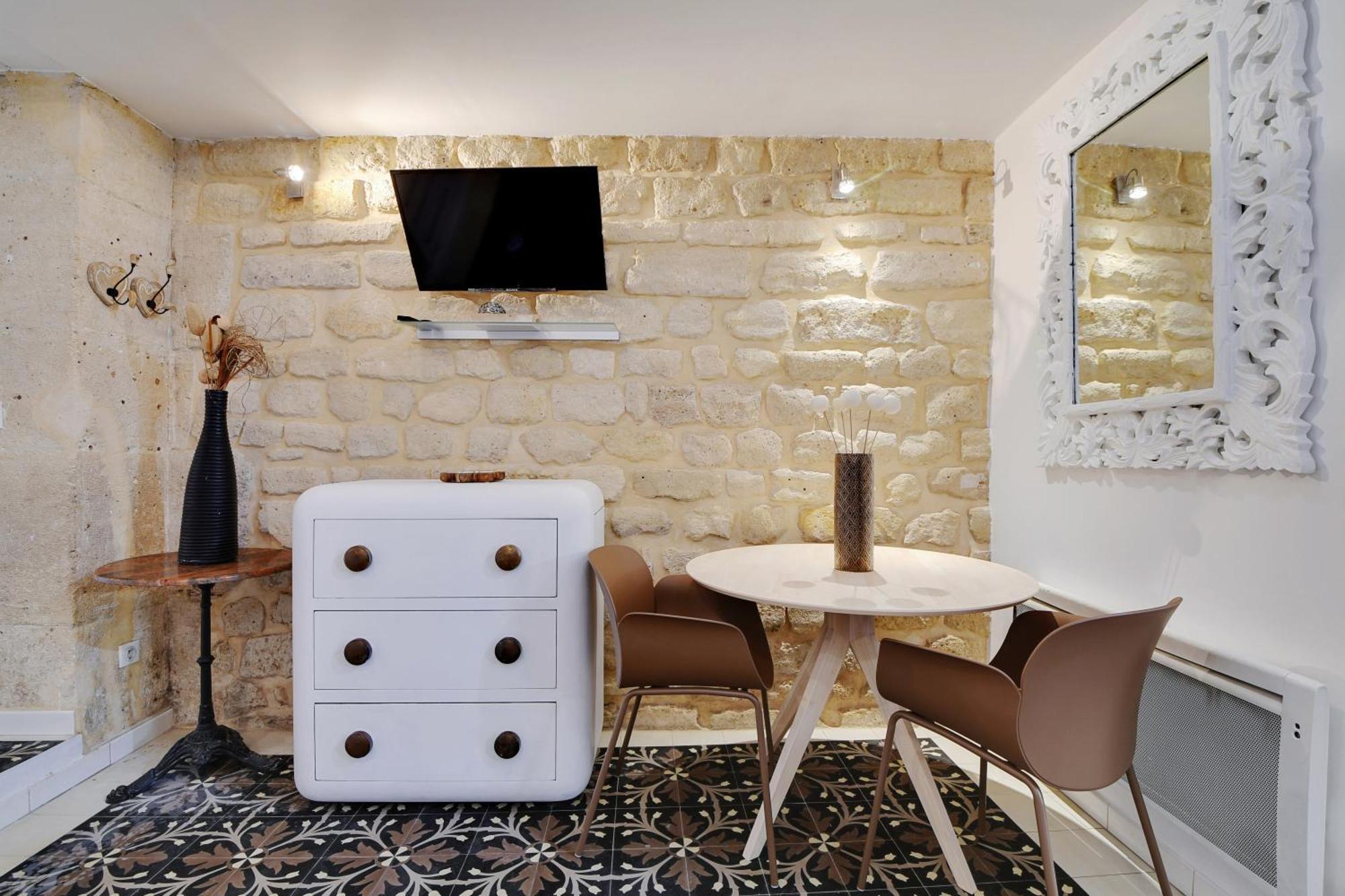 Pick A Flat's In Bastille - Rue Amelot Apartment