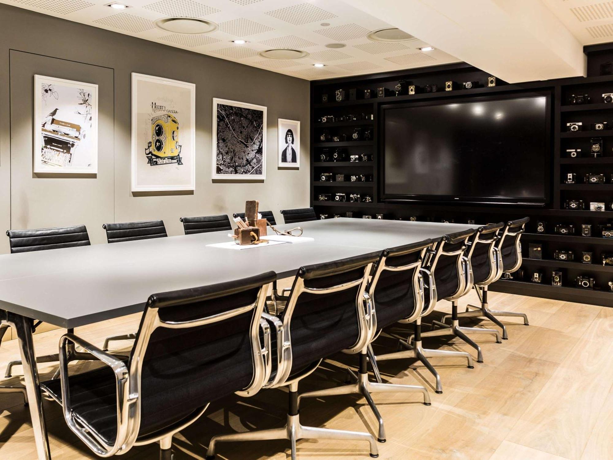 Hotel Novotel Les Halles 4*