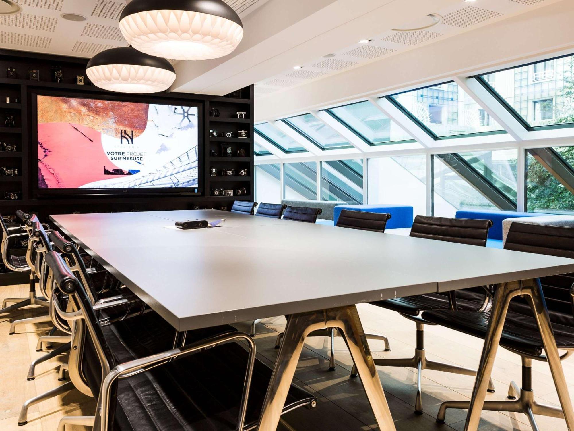 Hotel Novotel Les Halles 4*