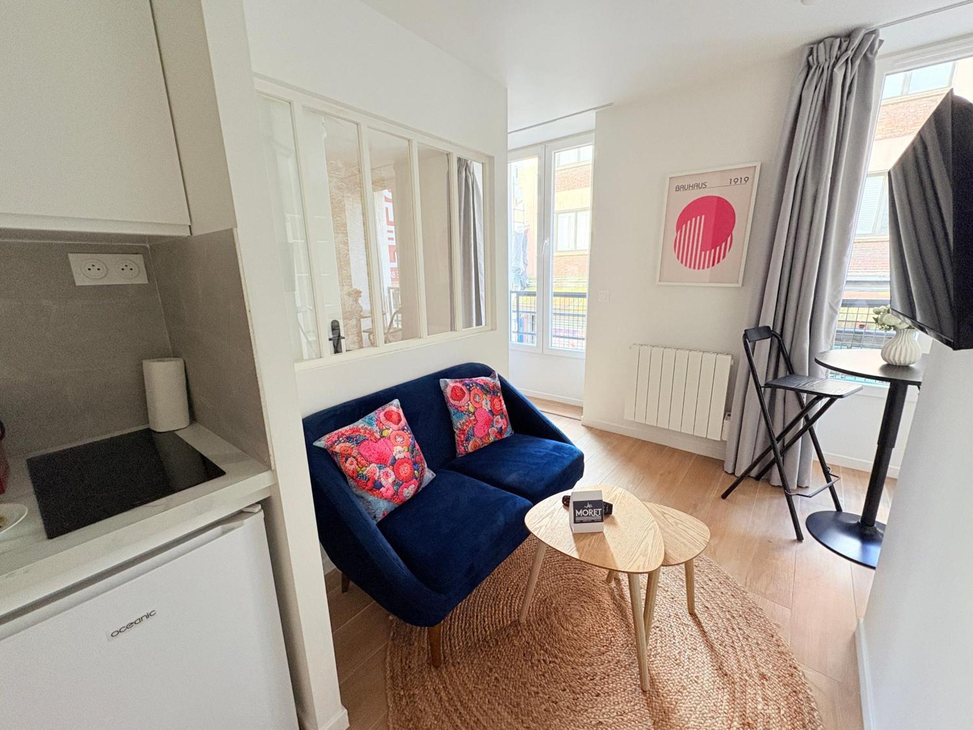 Moret Art Flats Trendy East *