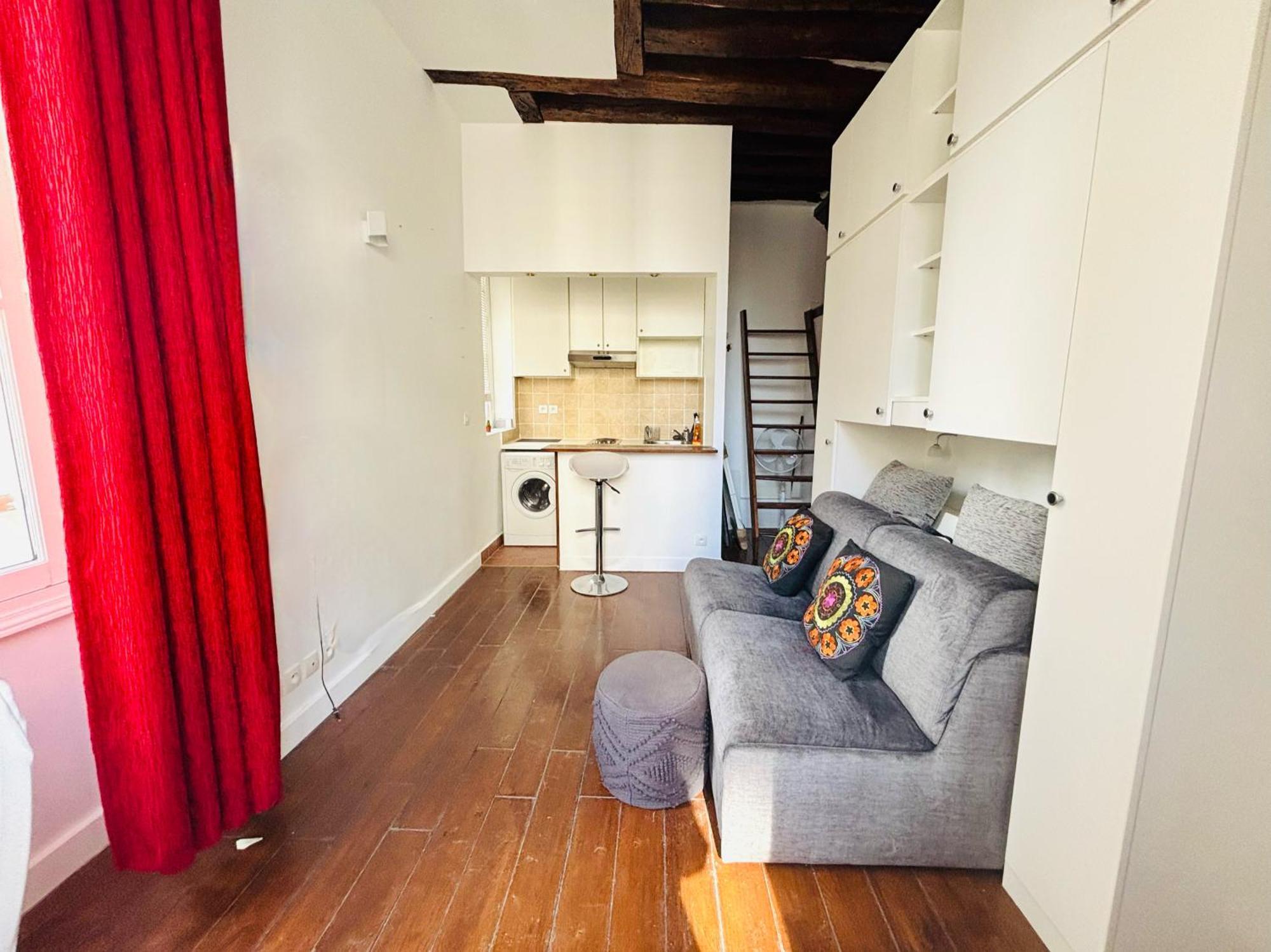 Spacious Loft In The Marais Apartment *