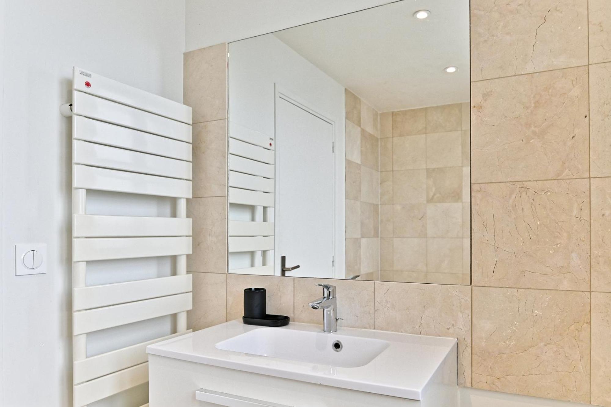 Apartment Lumineux & Spacieux - Vue Degagee, Arc De Triomphe