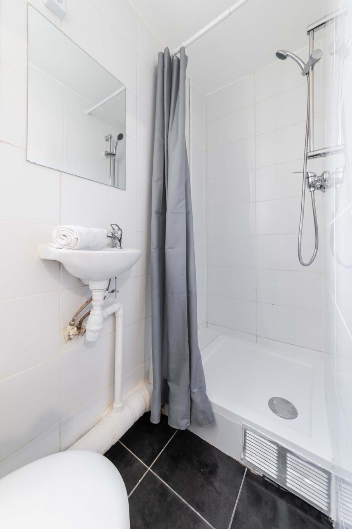 Calme Montmartre - 18 - 2p Apartment