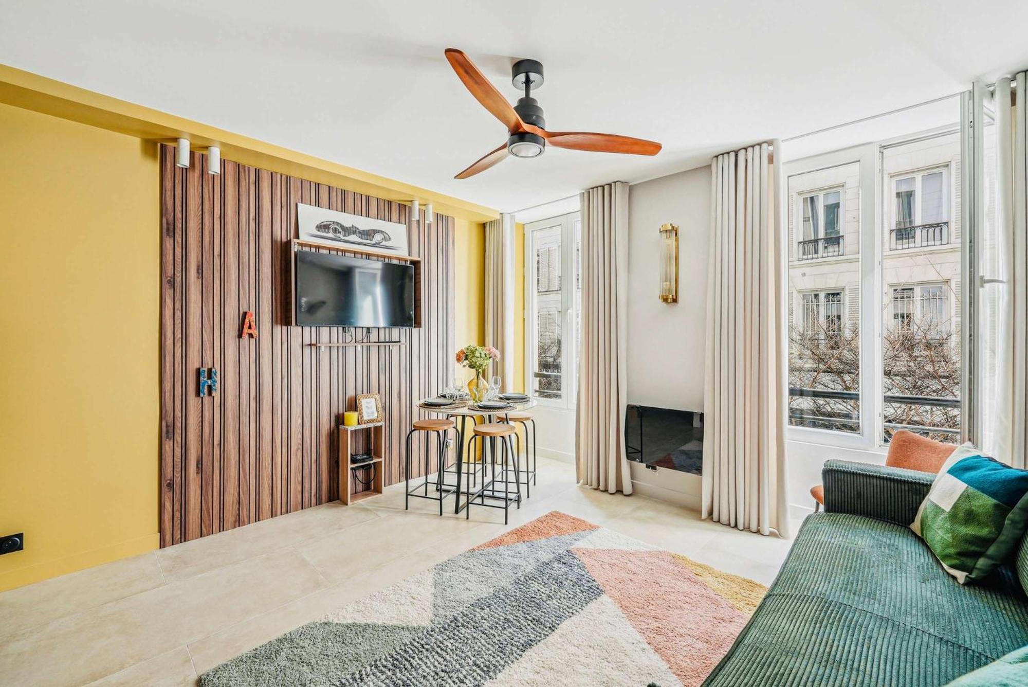 Apartment 2bdr - 6p Le Marais
