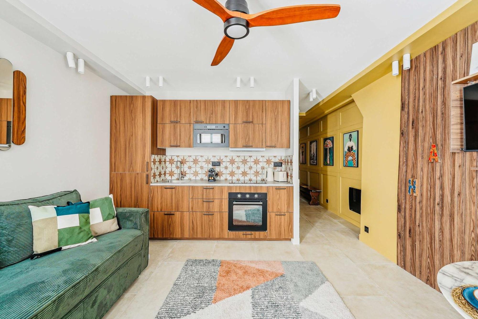 2bdr - 6p Le Marais