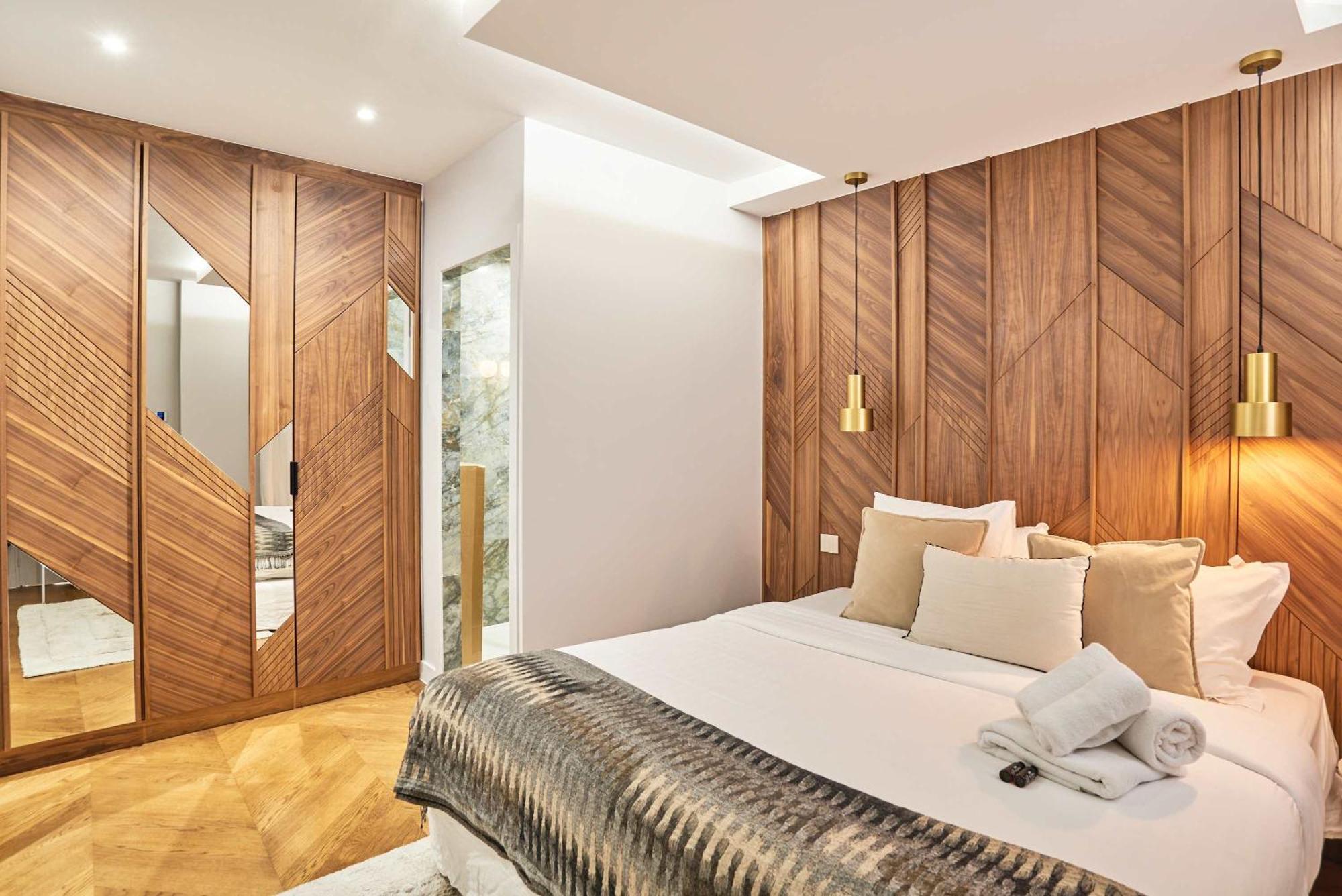 Apartment - Ponthieu - Elysees *