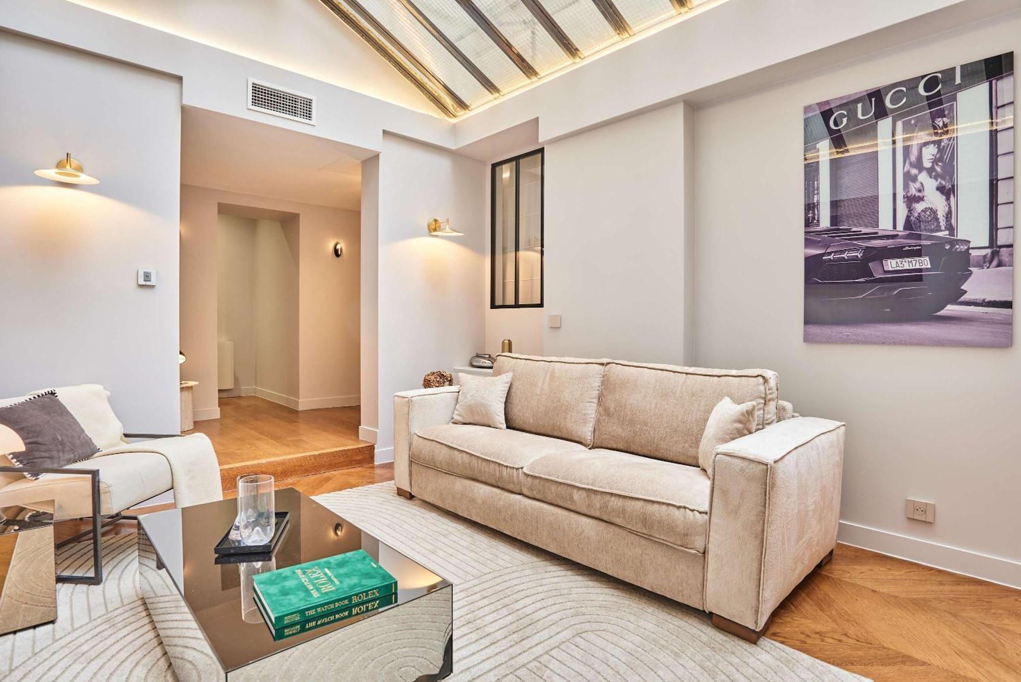 Apartment - Ponthieu - Elysees Paris