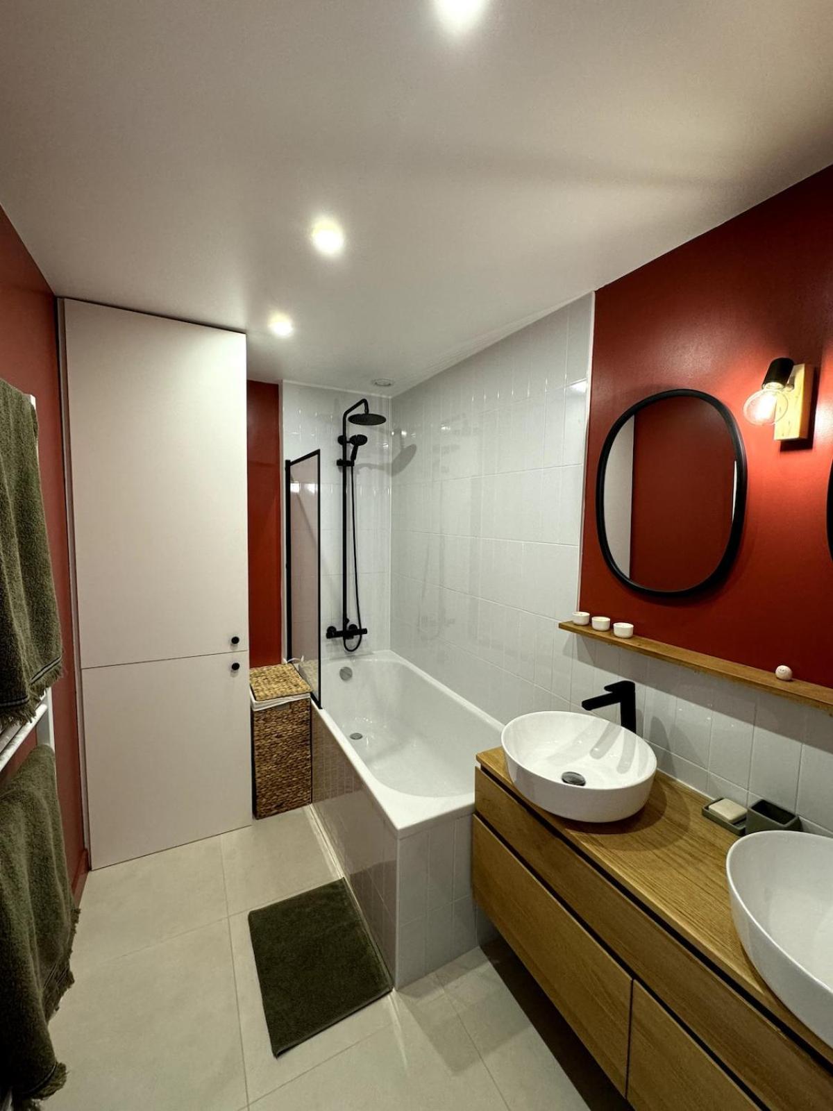 Rebeval 3 - Lb - Cosy And Spacious Flat For 4 Pers * Paris