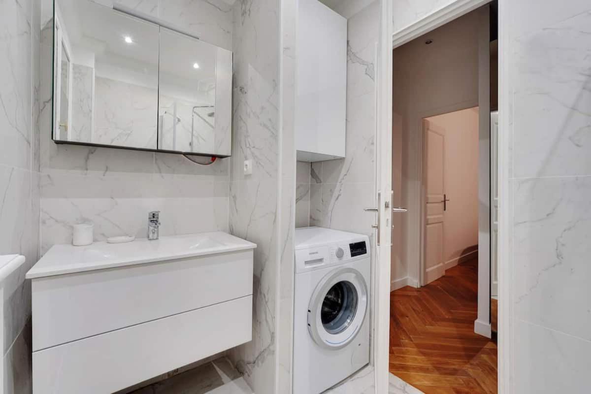Le Champs-elysees Apartment *