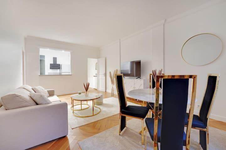 Apartment Le Champs-elysees *