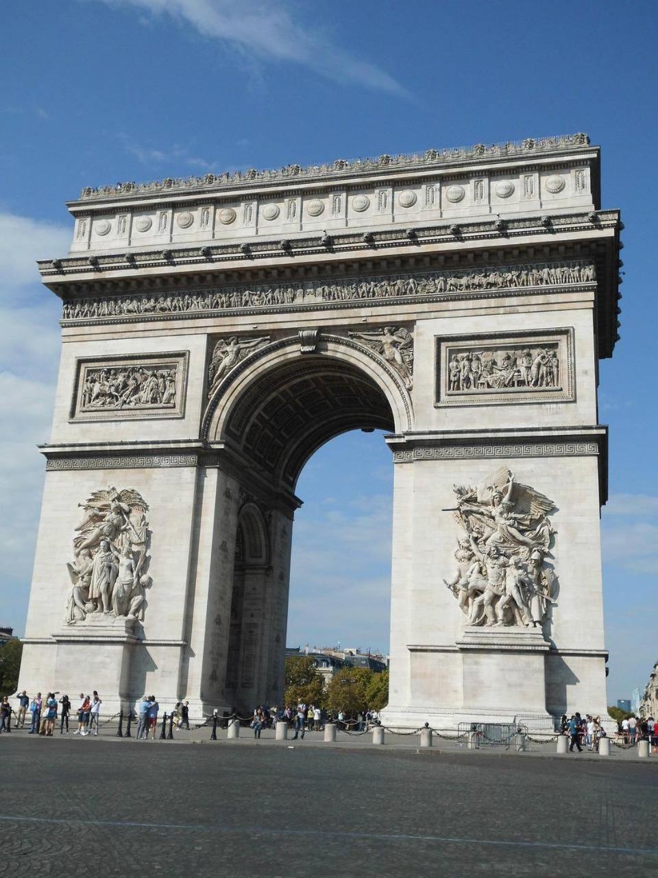 Appartement Champs Elysees - Arc De Triomphe *
