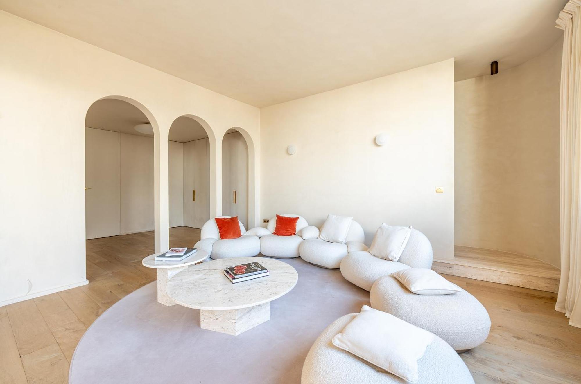 Apartamento Lease Mobility L Champs-elysee & Eiffel View L Triplex 2br & Rooftop Paris