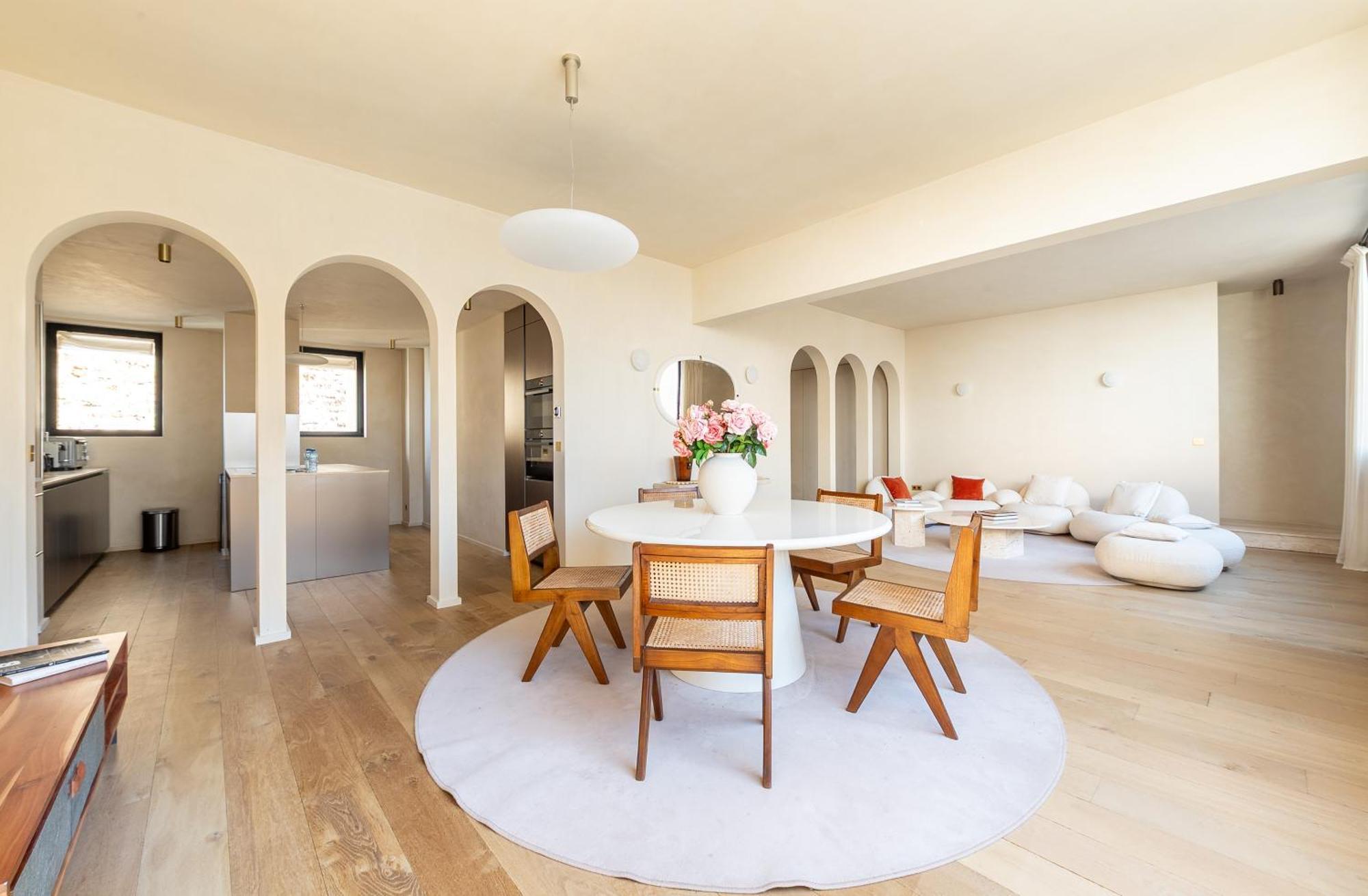 Lease Mobility L Champs-elysee & Eiffel View L Triplex 2br & Rooftop Apartamento Paris