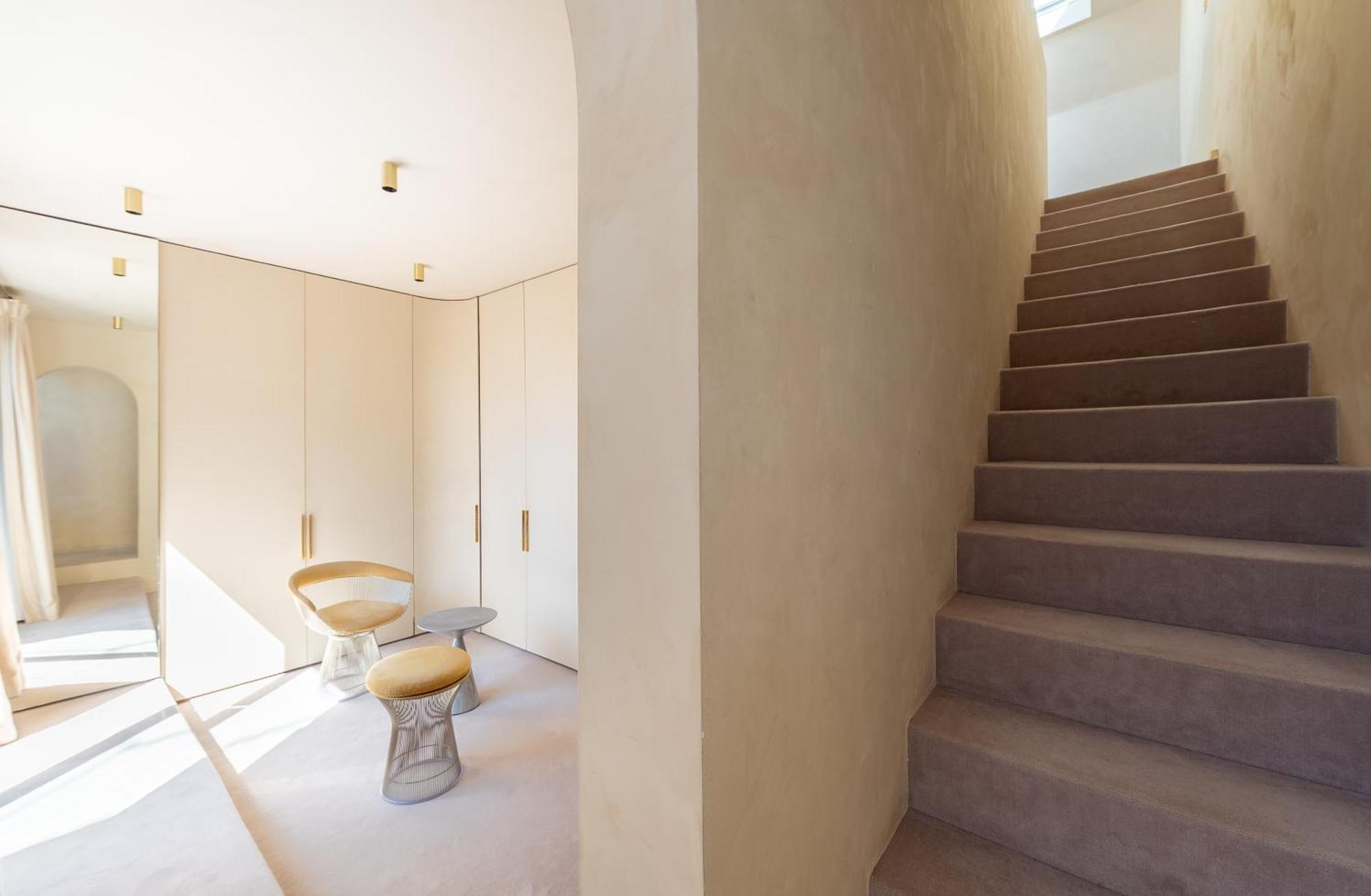 Apartment Lease Mobility L Champs-elysee & Eiffel View L Triplex 2br & Rooftop Paris