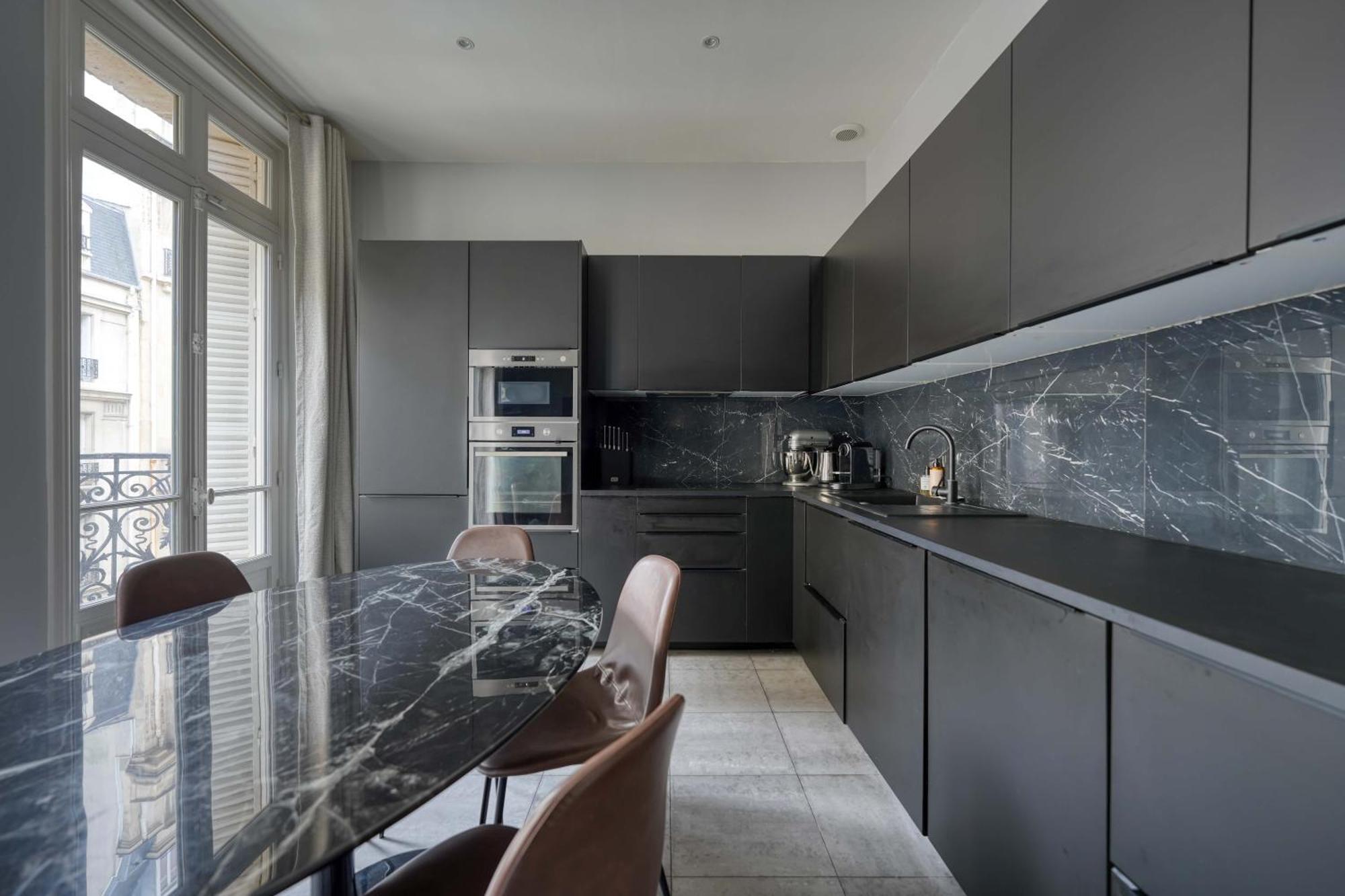 Apartment Bugeaud Luxury Paris