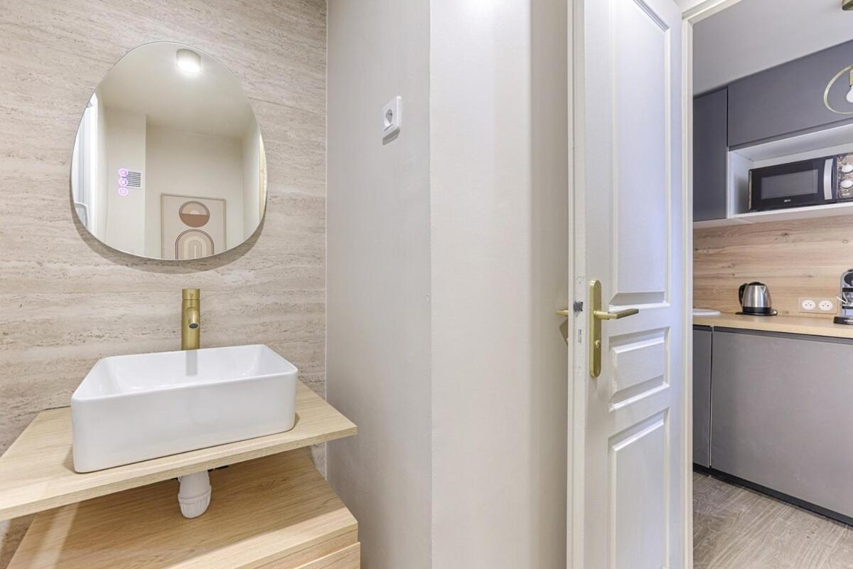 De Charme Rue Lafayette 4p-1br Apartment