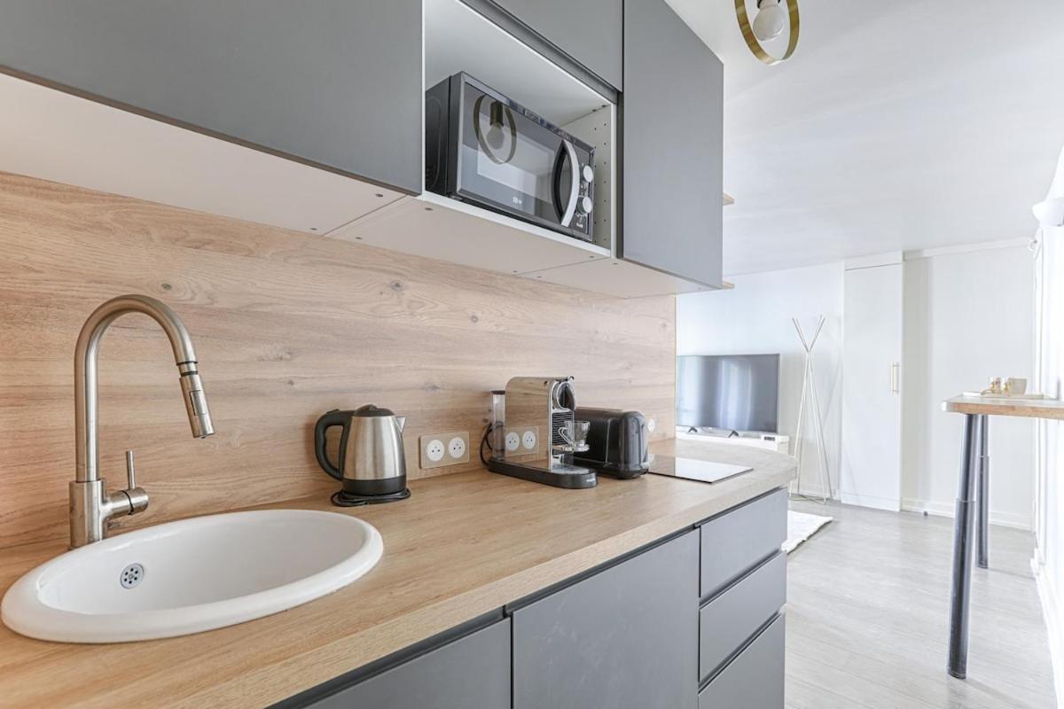 De Charme Rue Lafayette 4p-1br Apartment