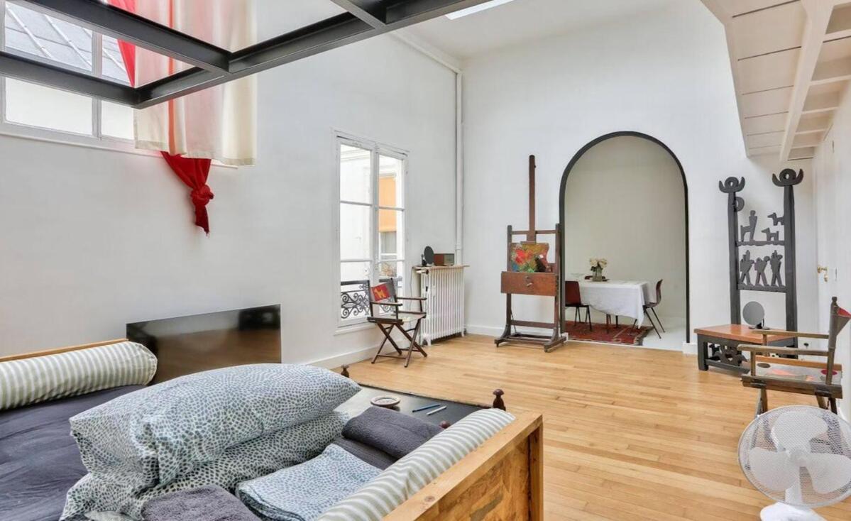 On Rue Pierre Fontaine Apartment