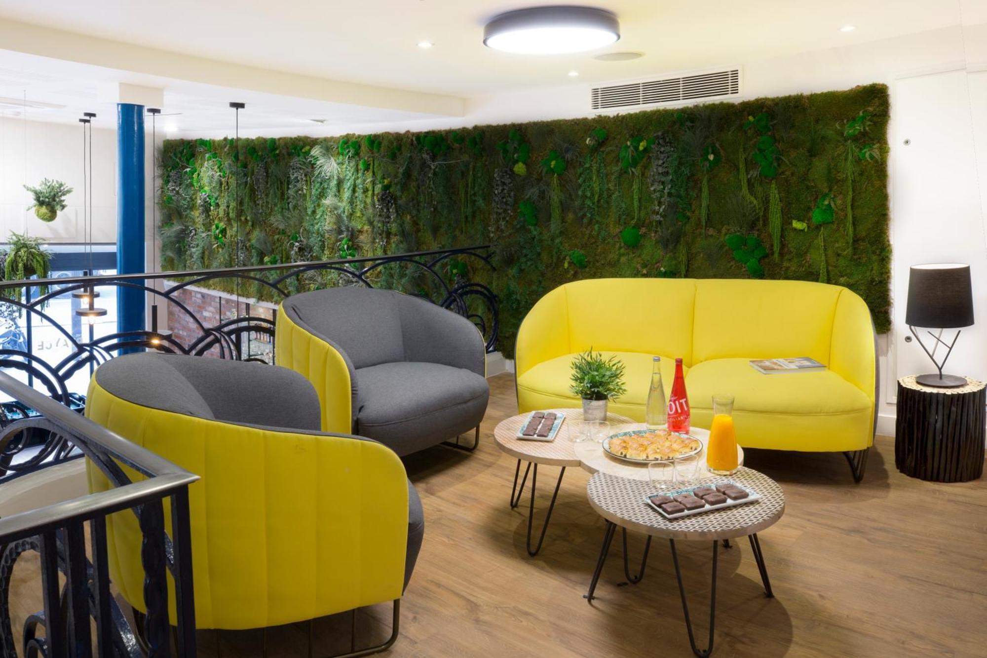Hotel The Playce By Happyculture 4*