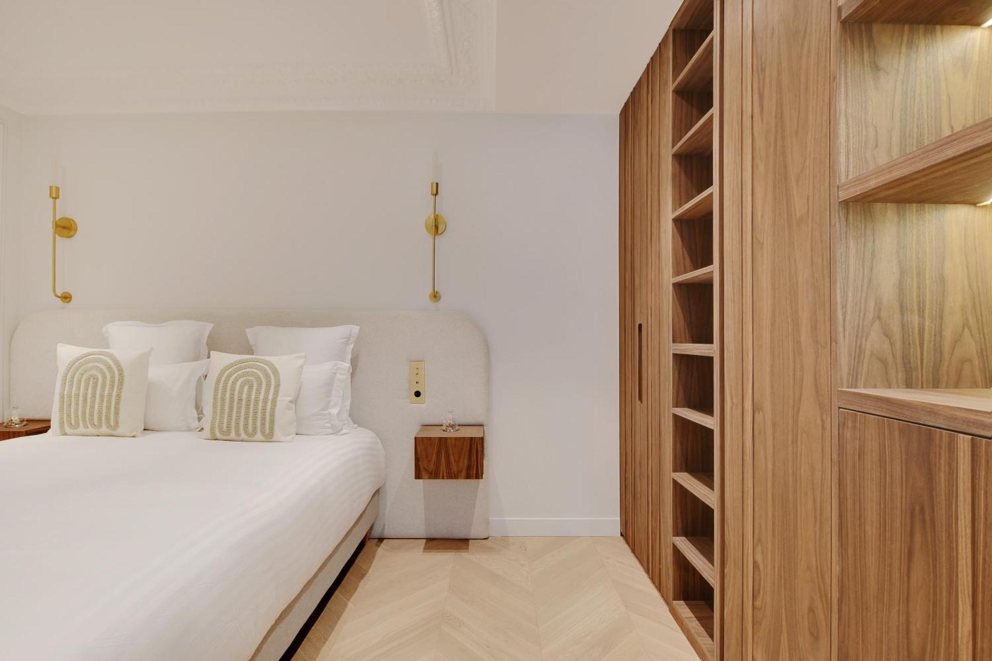 Apartment Maison Galante's With Services In La Madeleine - Opera *