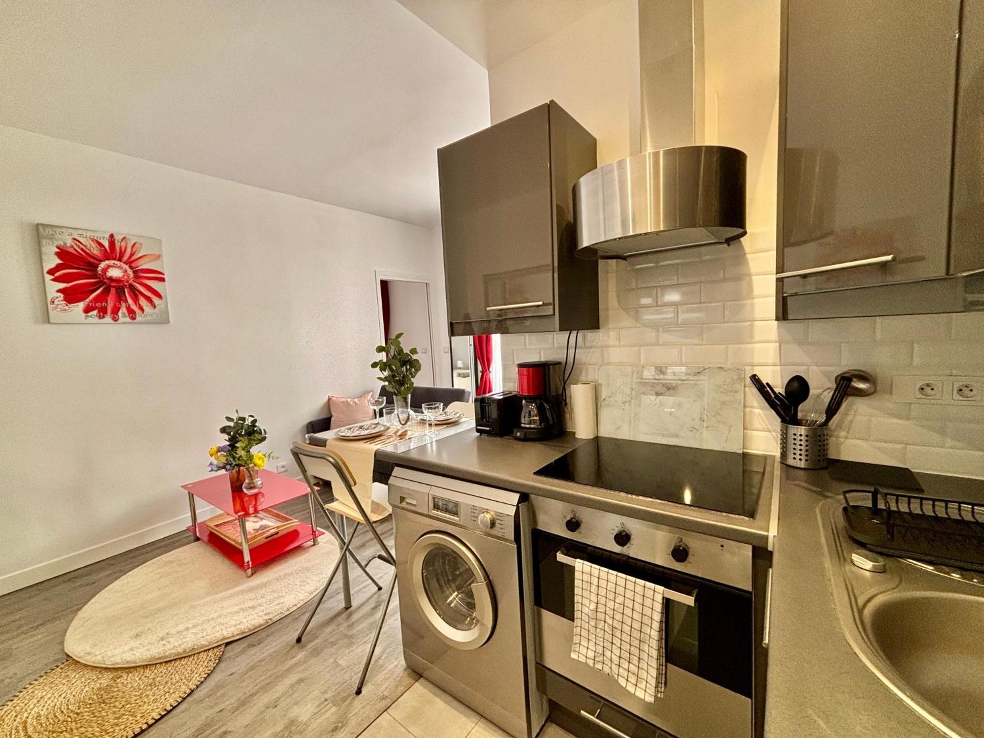 Place Monge 3 Guests Apartment